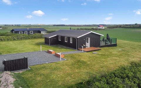 Lok - 450M from the Sea: Architectuur, Dak, Huis, Samengesteld Materiaal, Daylighting, Siding, Oprit
