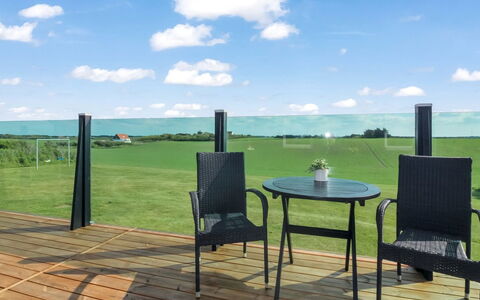 Lok - 450M from the Sea: Architectuur, Dak, Huis, Samengesteld Materiaal, Daylighting, Siding, Oprit