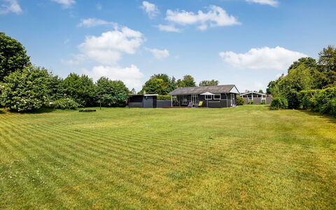 Stygge - 300M from the Sea: Lucht, Boom, Gras, Grasland, Plain, Landschap, Struik, Land Lot, Landelijk Gebied, Huis