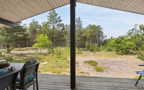 Andy - 600M from the Sea: Architectuur, Dak, Huis, Samengesteld Materiaal, Daylighting, Siding, Oprit