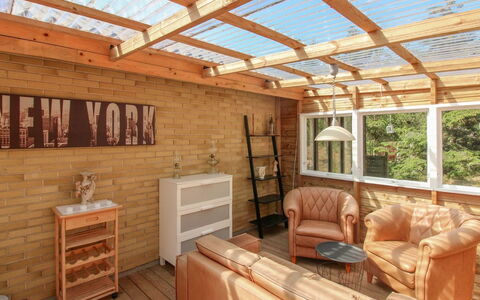 Gudmand - 600M from the Sea: Meubilair, Interieur Ontwerp, Flooring, Hout, Verdieping, Plafond, Houten Vloer, Stoel, Tafel, Verlichting