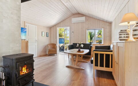 Ilmari - 150M from the Sea: Architectuur, Dak, Huis, Samengesteld Materiaal, Daylighting, Siding, Oprit
