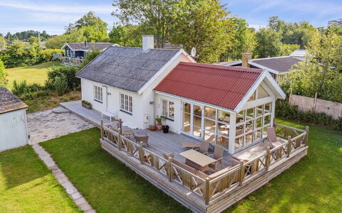 Meinolf - 200M from the Sea: Woongebied, Dak, Voorstad, Oprit, Landgoed, Schoorsteen