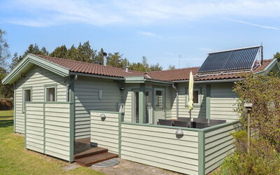 Fenja - 1.2Km from the Sea