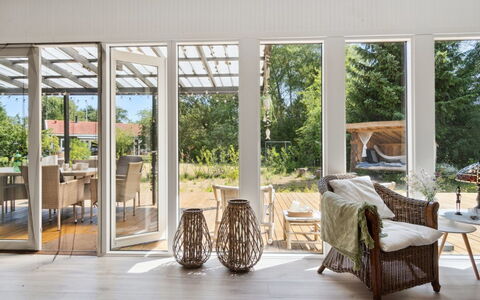 Thorlak - 860M from the Sea: Dak, Huis, Land Lot, Huis, Verblijf, Landgoed, Garden Gebouwen, Schaduw, Blokhut, Landscaping