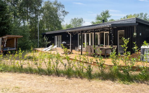 Thorlak - 860M from the Sea: Dak, Huis, Land Lot, Huis, Verblijf, Landgoed, Garden Gebouwen, Schaduw, Blokhut, Landscaping