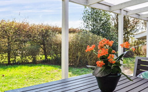 Gisella - 200M from the Sea: Gras, Grasland, Landschap, Ecoregio, Plain, Plantengemeenschap, Land Lot, Buitenmeubels, Prairie, Shrubland