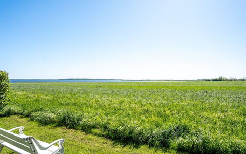Maleen - 150M to the Fjord: Dak, Huis, Land Lot, Huis, Verblijf, Landgoed, Garden Gebouwen, Schaduw, Blokhut, Landscaping