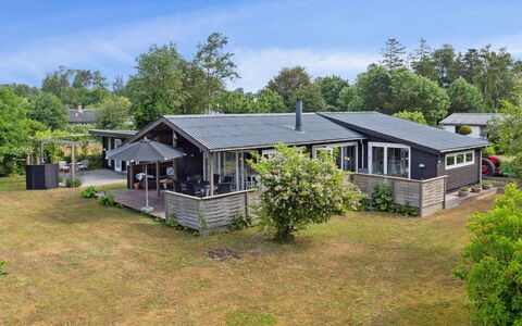 Holmwith - 200M from the Sea