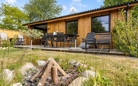 Zekine - 700M from the Sea: Dak, Huis, Huis, Verblijf, Siding, Landgoed, Oprit, Garden Gebouwen, Werf, Schuur
