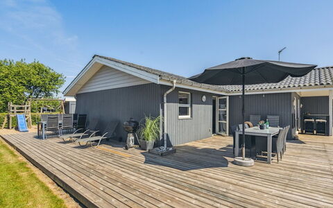 Anella - 200M from the Sea: Meubilair, Interieur Ontwerp, Flooring, Hout, Verdieping, Plafond, Houten Vloer, Stoel, Tafel, Verlichting