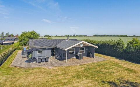 Anella - 200M from the Sea: Meubilair, Interieur Ontwerp, Flooring, Hout, Verdieping, Plafond, Houten Vloer, Stoel, Tafel, Verlichting