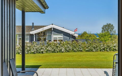 Ika - 450M from the Sea: Meubilair, Interieur Ontwerp, Flooring, Hout, Verdieping, Plafond, Houten Vloer, Stoel, Tafel, Verlichting