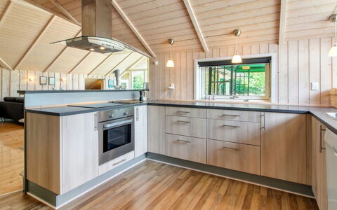 Sanna - 30Km from the Sea: Dak, Huis, Huis, Verblijf, Deur, Siding, Dek, Veranda, Plank, Hardwood