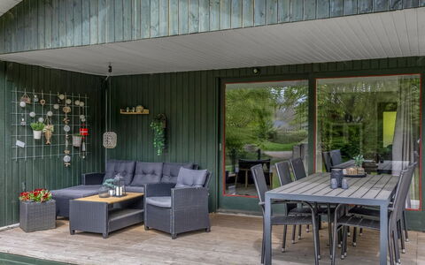 Nyalle - 30Km from the Sea: Woongebied, Dak, Voorstad, Oprit, Landgoed, Schoorsteen