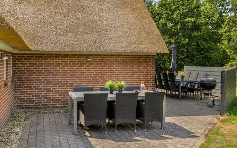 Sondra - from the Sea: Meubilair, Interieur Ontwerp, Flooring, Hout, Verdieping, Plafond, Houten Vloer, Stoel, Tafel, Verlichting