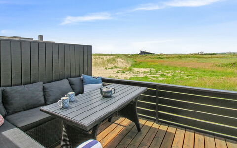 Inka - 100M from the Sea: Verblijf, Schuur, Hut, Boerderij, Prairie, Keet, Schuur, Blokhut, Garden Gebouwen