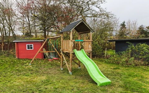 Anu - 300M to the Fjord: Dak, Huis, Huis, Verblijf, Siding, Landgoed, Oprit, Garden Gebouwen, Werf, Schuur