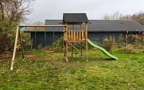 Anu - 300M to the Fjord: Dak, Huis, Huis, Verblijf, Siding, Landgoed, Oprit, Garden Gebouwen, Werf, Schuur