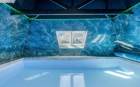 Kimon - 750M from the Sea: Meubilair, Buitenmeubels, Tableware, Tafel, Drinkware, Stoel, Buitentafel, Voedsel, Fles
