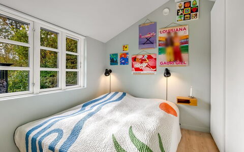 Teijo - 2.5Km from the Sea: Interieur Ontwerp, Bed, Slaapkamer, Muur, Meubilair, Laken, Plafond, Bedding, Linens, Flooring