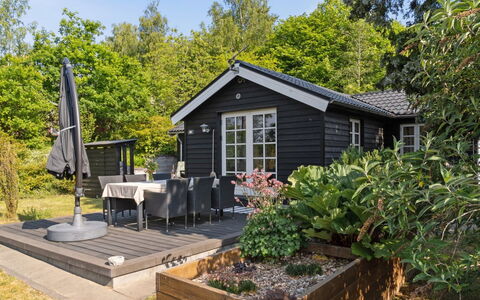 Teijo - 2.5Km from the Sea: Struik, Verblijf, Huis, Tuin, Deur, Groundcover, Garden Gebouwen, Werf, Backyard, Landscaping