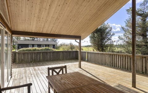 Frieda - 250M from the Sea: Thatching, Verblijf, Huis, Dak, Huis, Boerderij, Hut, Landgoed, Dorp