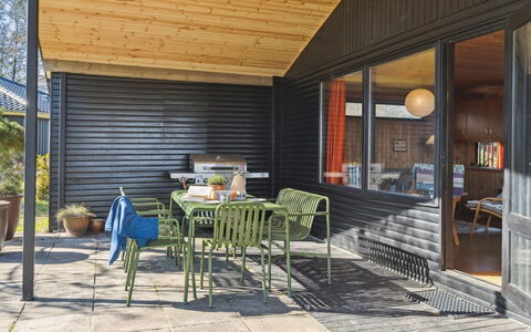 Laghmund - from the Sea: Meubilair, Interieur Ontwerp, Flooring, Hout, Verdieping, Plafond, Houten Vloer, Stoel, Tafel, Verlichting