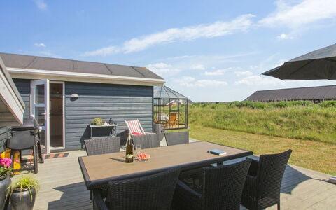 Thomsen - 475M from the Sea: Dak, Huis, Land Lot, Verblijf, Deur, Buitenmeubels, Siding, Stoel, Patio, Landgoed