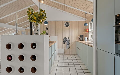 Hrefna - 500M from the Sea: Zwembad, Boerderij, Landgoed, Villa, Toevlucht, Hacienda, Eco Hotel, Backyard