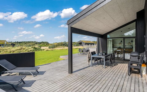 Egil - 1.5Km from the Sea: Plank, Hardwood, Dek, Schaduw, Siding, Veranda, Ontwerp, Garden Gebouwen, Outdoor Structuur, Schuur