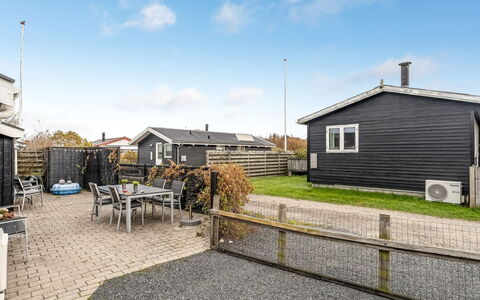Kielo - 200M to the Fjord: Gras, Grasland, Landschap, Ecoregio, Plain, Plantengemeenschap, Land Lot, Buitenmeubels, Prairie, Shrubland