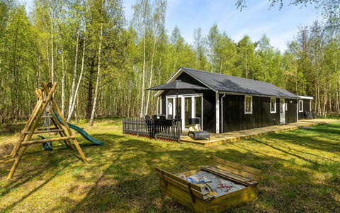 Tellervo - 1.5Km from the Sea: Hout, Huis, Veranda, Dek, Hardwood, Dak, Beits, Houten Vloer, Eco Hotel