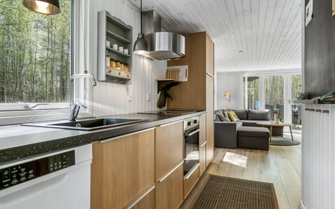 Tellervo - 1.5Km from the Sea: Hout, Huis, Veranda, Dek, Hardwood, Dak, Beits, Houten Vloer, Eco Hotel