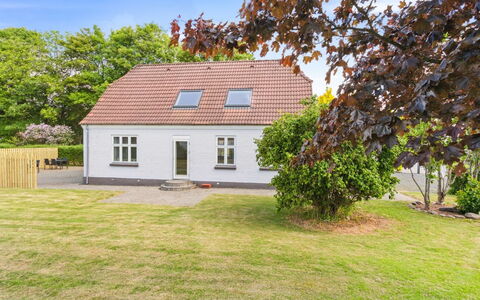 Essie - 20Km from the Sea: Hout, Dak, Architectuur, Huis, Huis, Verblijf, Siding, Hardwood, Helling, Landgoed