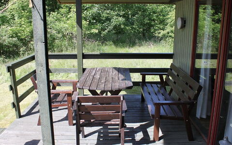 Matild - 800M from the Sea: Hout, Huis, Veranda, Dek, Hardwood, Dak, Beits, Houten Vloer, Eco Hotel