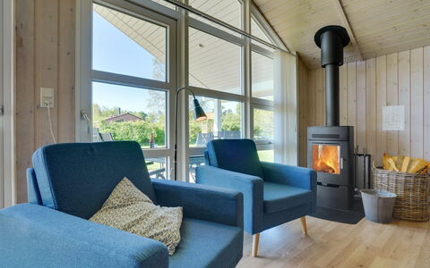 Eicke - 12Km from the Sea: Hout, Dak, Architectuur, Huis, Huis, Verblijf, Siding, Hardwood, Helling, Landgoed