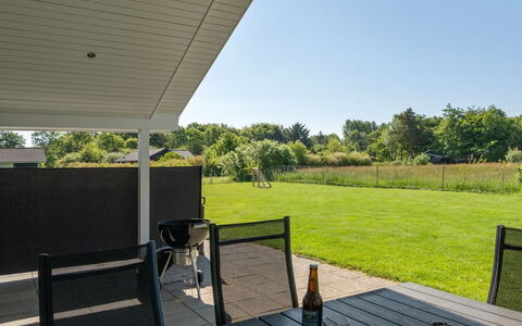 Eicke - 12Km from the Sea: Hout, Dak, Architectuur, Huis, Huis, Verblijf, Siding, Hardwood, Helling, Landgoed