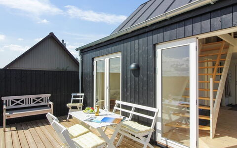 Helga - 800M from the Sea: Woongebied, Dak, Voorstad, Oprit, Landgoed, Schoorsteen