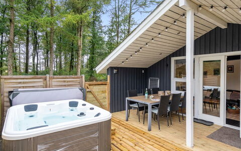 Brynhild - 30Km from the Sea: Huis, Huis, Dak, Woongebied, Verblijf, Landgoed, Boerderij, Gazon, Landscaping, Siding