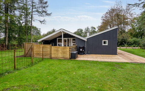 Brynhild - 30Km from the Sea: Huis, Huis, Dak, Woongebied, Verblijf, Landgoed, Boerderij, Gazon, Landscaping, Siding