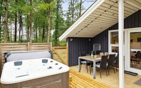 Brynhild - 30Km from the Sea: Huis, Huis, Dak, Woongebied, Verblijf, Landgoed, Boerderij, Gazon, Landscaping, Siding