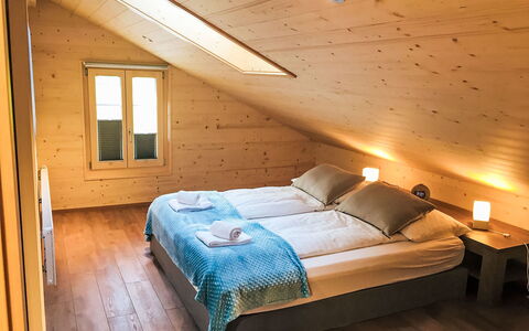 Chalet Engelshüs: Interieur Ontwerp, Hout, Slaapkamer, Flooring, Verdieping, Bed, Meubilair, Plafond, Kamer, Huis