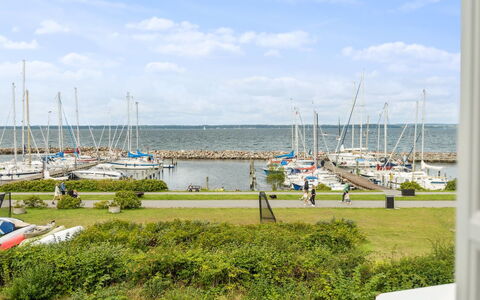 Merete - 50M from the Sea: Dak, Huis, Huis, Verblijf, Siding, Landgoed, Oprit, Garden Gebouwen, Werf, Schuur