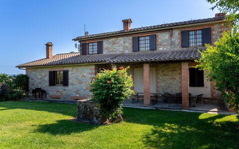 Casa Di Luca, Pool, Castelnuovo Berardenga: Huis, Huis, Woongebied, Dak, Verblijf, Boerderij, Landgoed, Deur, Gazon, Tuin
