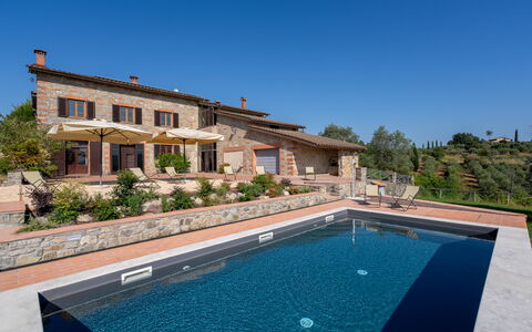 Casa Di Luca, Pool, Castelnuovo Berardenga: Zwembad, Landgoed, Waterpartij, Villa, Flagstone, Eco Hotel, Boerderij