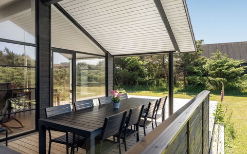 Annvy - 400M from the Sea: Hout, Veranda, Dek, Samengesteld Materiaal, Schaduw, Deur, Plafond, Hardwood, Glas, Outdoor Structuur