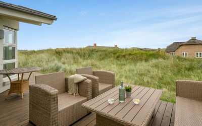Elfi - 700M from the Sea
