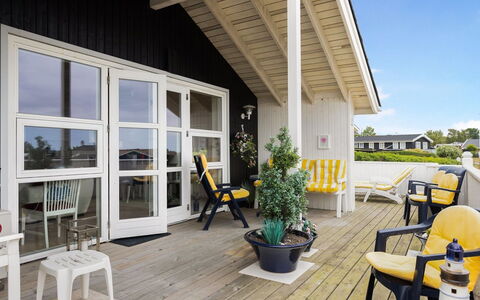 Yvette - 150M from the Sea: Verblijf, Schuur, Hut, Boerderij, Prairie, Keet, Schuur, Blokhut, Garden Gebouwen