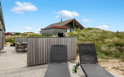Waldar - from the Sea: Dak, Huis, Huis, Verblijf, Deur, Siding, Dek, Veranda, Plank, Hardwood
